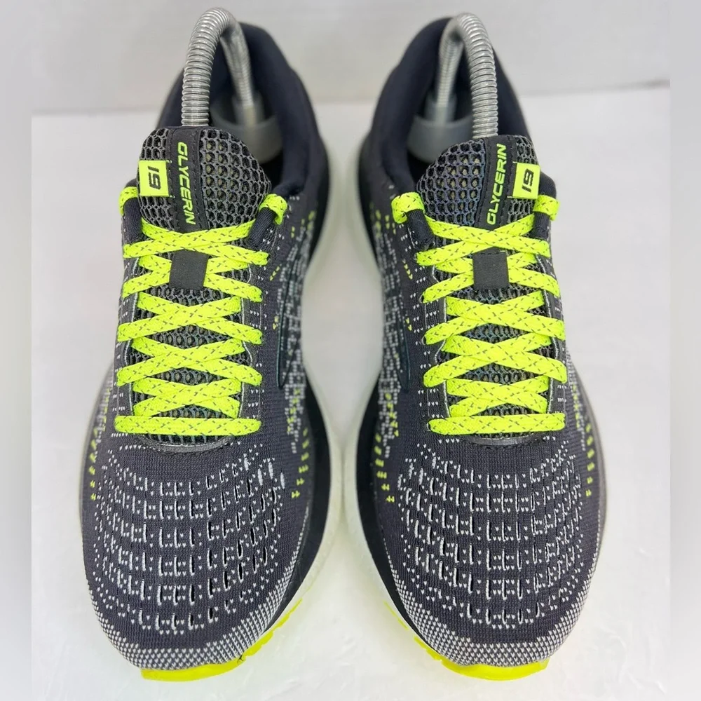 Brooks Black Neon Yellow Athletic Running Shoes with Teal Logo